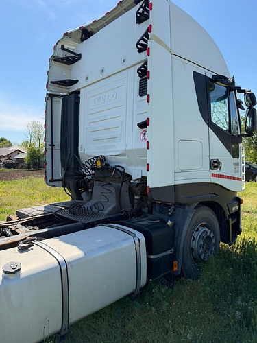 IVECO SPATE LATERAL