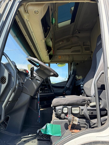 IVECO INTERIOR 2