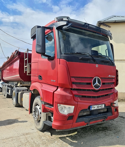 Cap tractor fata dreapta