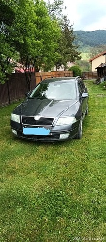 Autoturism marca Skoda model Octavia culoare Gri