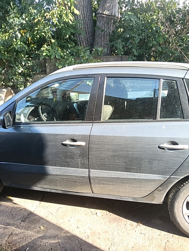 Autoturism marca Renault Koleos,2.0 dci 4x4