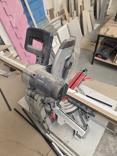 Fierastrau stationar BOSCH model GCM 12 GDL 3 601 M23 601