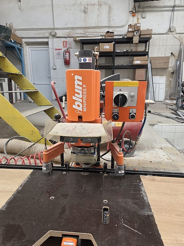 Masina gaurit balamale  JULIUS BLUM model MINIPRESS P M53.1000 serie JC 07464 / 2018