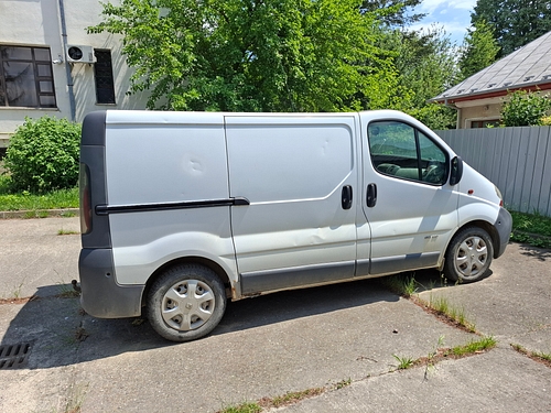 marca RENAULT model TRAFIC FL culoare Alb