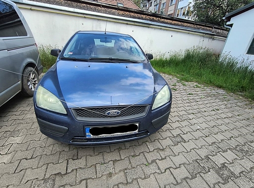 Autoturism marca Ford model Focus culoare Albastru