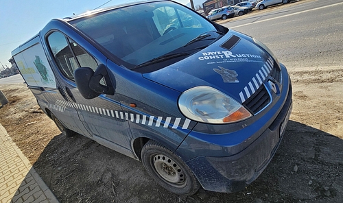 Autoutilitare marca RENAULT TRAFIC culoare Albastru