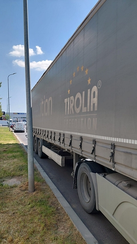 Semiremorca marca Krone