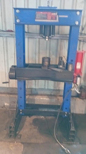 PRESA HIDRO PNEUMATICA 50T CASTEX