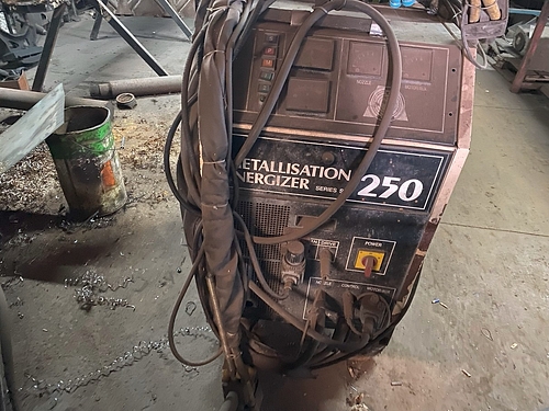 INSTALATIE DE METALIZAT PT METALIZATARE SUPRAFETE CU ARC ELECTRIC S250