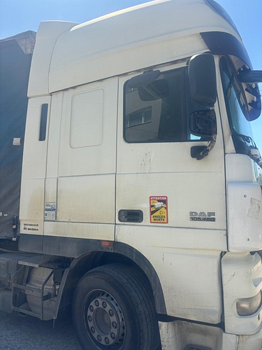 Cap Tractor marca DAF