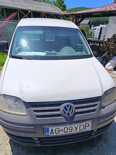 Autoutilitară marca VOLKSWAGEN CADDY