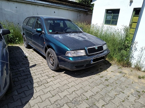 skoda_fata_lateral