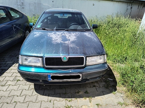 Autoturism marca Skoda model Octavia culoare Verde