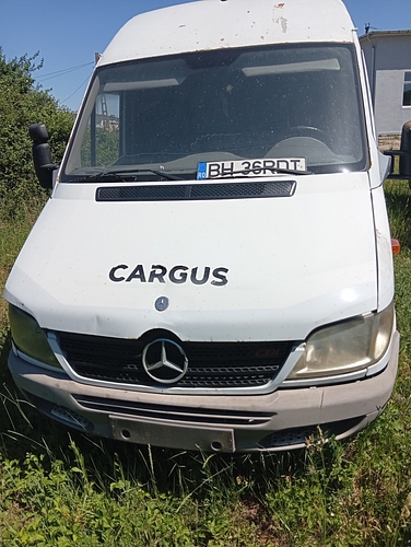 marca MERCEDES BENZ SPRINTER 311