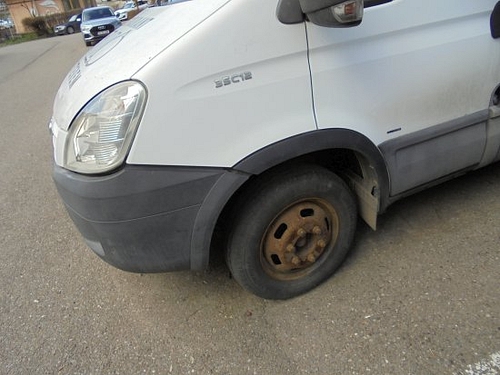 Autoutilitara marca IVECO model DAILY35C12 RMSES