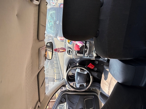 Ford Mondeo-interior fata