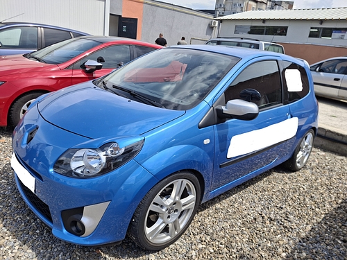 Autoturism marca Renault model TWINGO