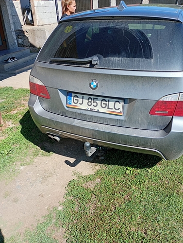 POZA 3