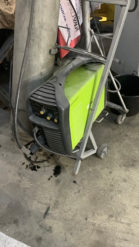 Aparat sudura MIG 180MI