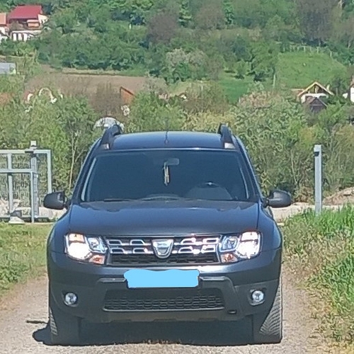 Autoturism marca Dacia model Duster culoare Negru