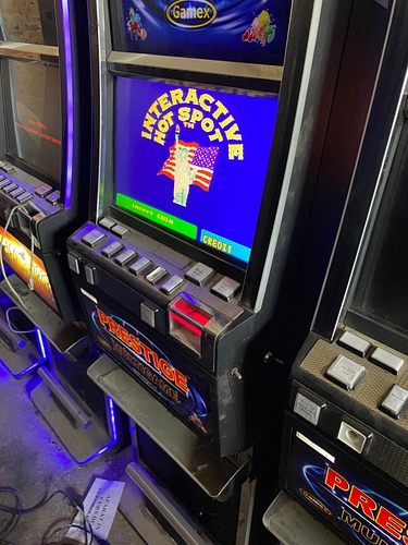 VIDEO POKER GAMEX, POZA DIN DREAPTA