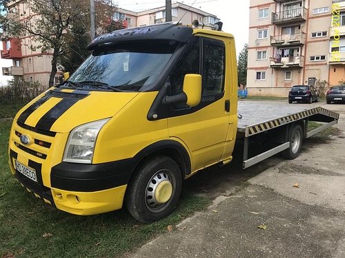 Duba marca FORD model TRANSIT