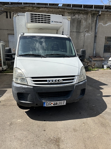 Izoterma marca IVECO model Daily 50C15 culoare Alb
