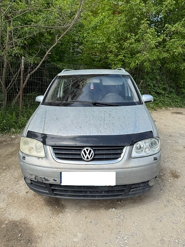 Autoturism marca Volkswagen model Touran