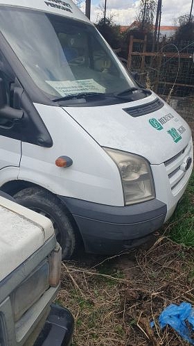 Microbuz cat D marca FORD model TRANZIT culoare Alb