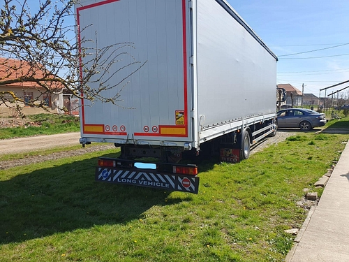 POZĂ SPATE LATERAL DREAPTA