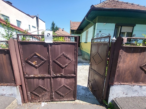 Casa de locuit in mun.Brasov, str.Emil Racovita si teren 341 mp Brasov