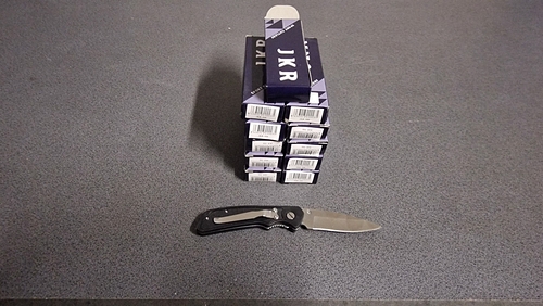 Briceag marca Joker