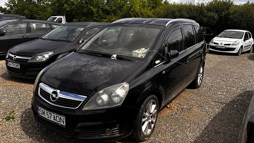 Autoturism Opel Zafira - SM 57 ADN