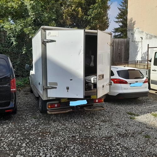 AUTOUTILITARA marca VOLKSWAGEN model TRANSPORTER