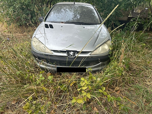 Autoturism marca Peugeot model 206