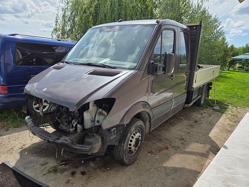 marca MERCEDES-BENZ model SPRINTER culoare Maro + Gri