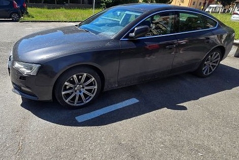 Autoturism M1 marca AUDI model A5 Sportback culoare Negru