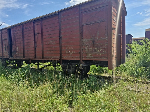 04