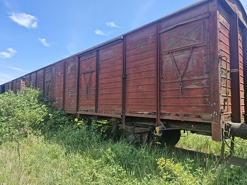 04