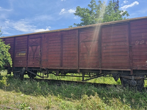 04