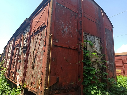 04