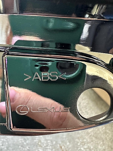 Ornament lung crom Lexus ES-2018/2025