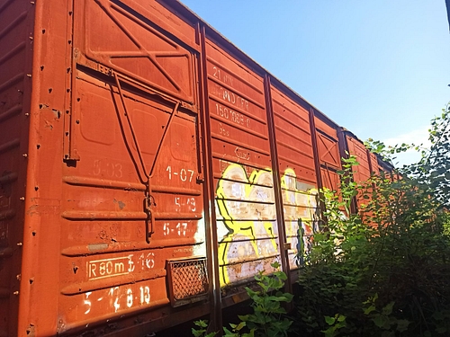 04