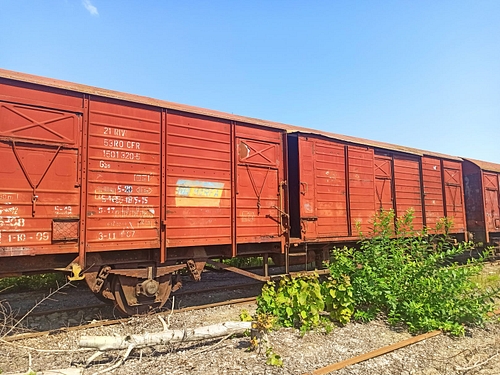 04