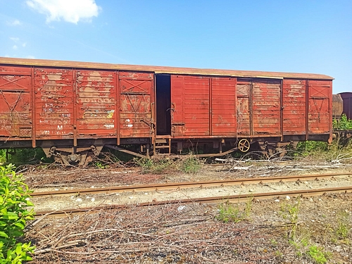 04