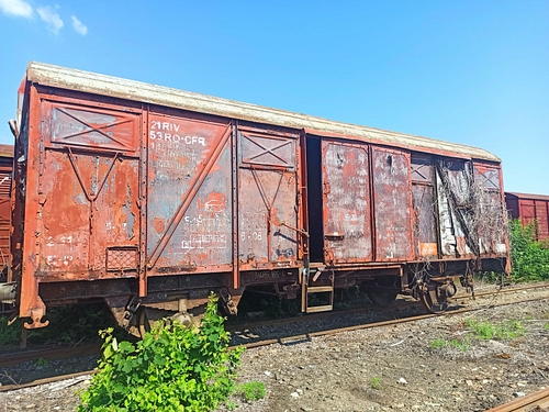 04