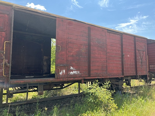 04