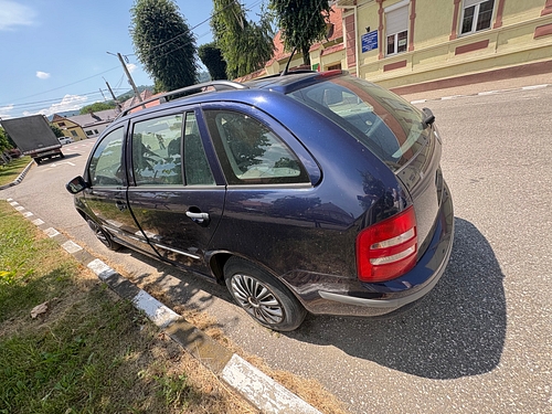 lateral stanga