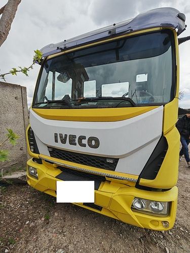 Autospeciala marca IVECO model 80E18/E2 culoare GALBEN
