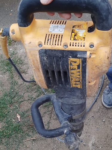 CIOCAN DEMOLATOR